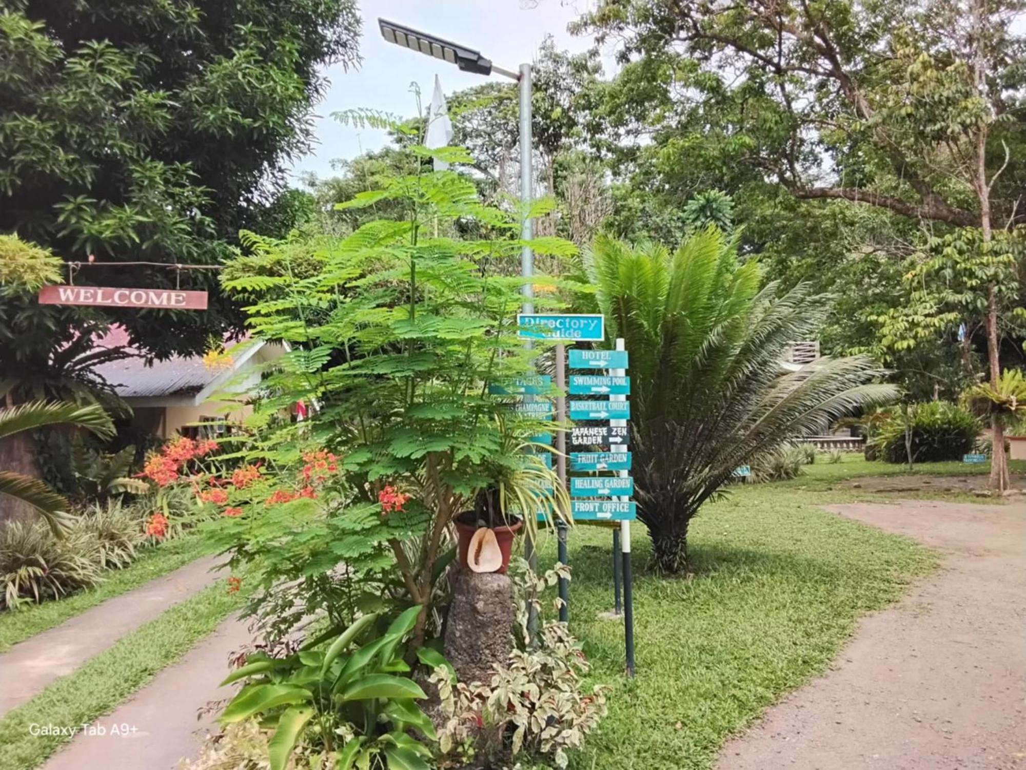 Camiguin Lanzones Resort Mambajao Luaran gambar