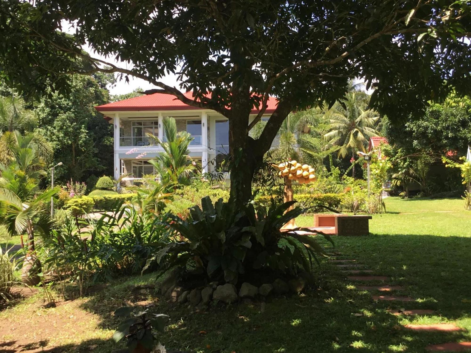 Camiguin Lanzones Resort Mambajao Luaran gambar